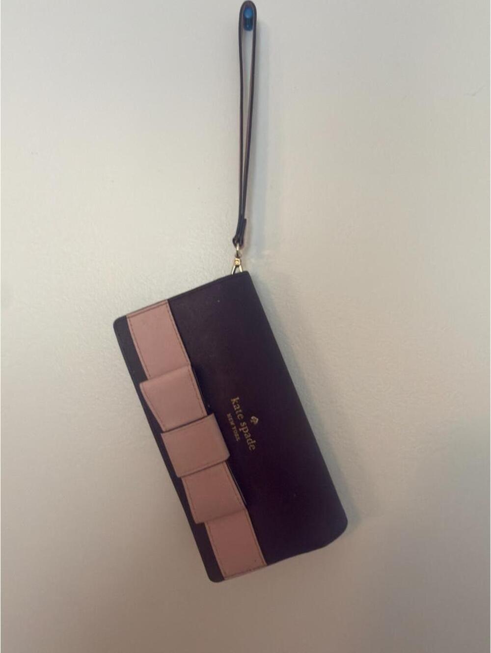 Kate Spade New York Kirk Park Saffiano leather wristlet/wallet